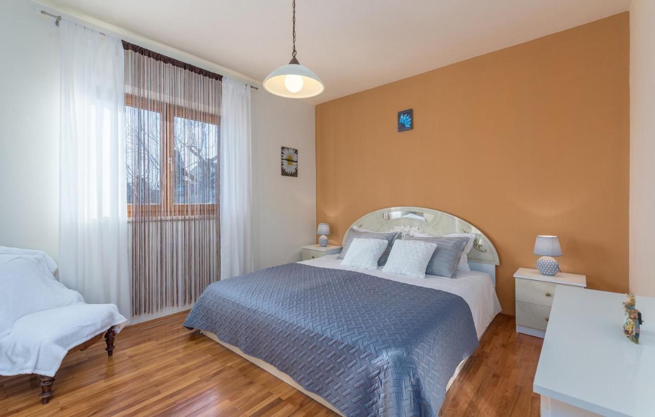 Apartmani Katalin Musalez Exteriér fotografie